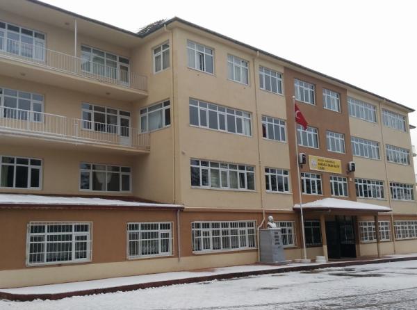 Karamürsel Anadolu İmam Hatip Lisesi Fotoğrafı